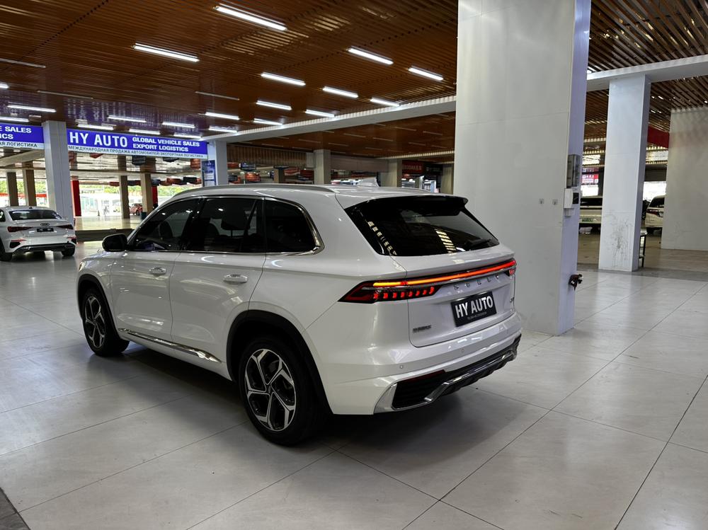 Geely Xingyue L