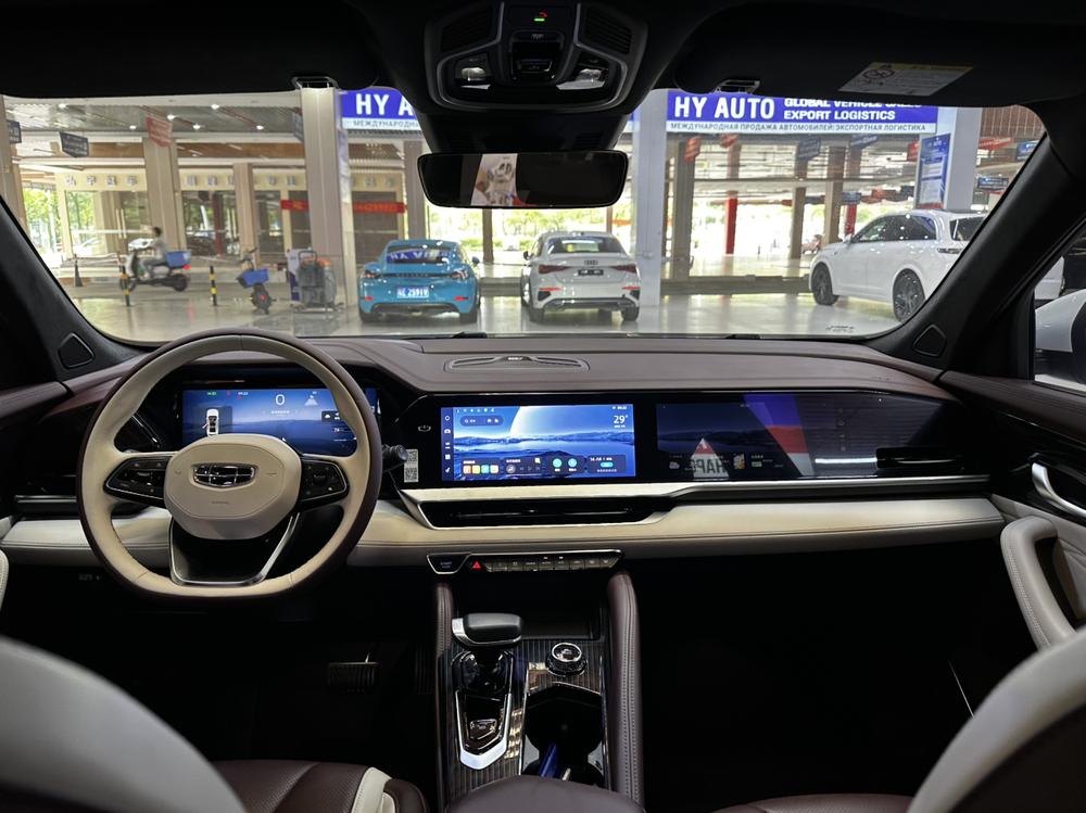 Geely Xingyue L