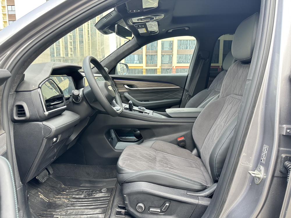 Geely Xingyue L