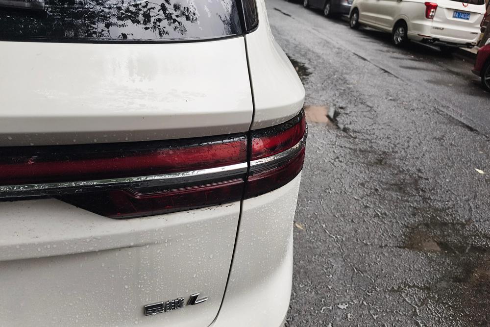 Geely Xingyue L