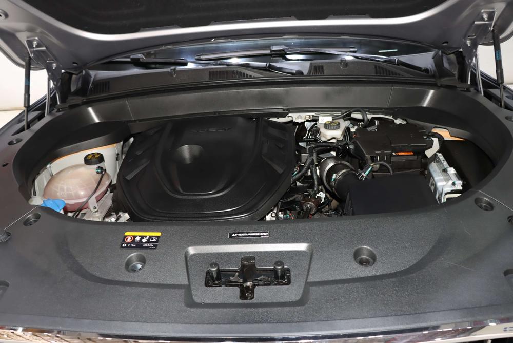 Geely Xingyue L