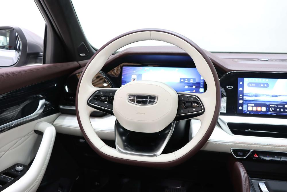 Geely Xingyue L
