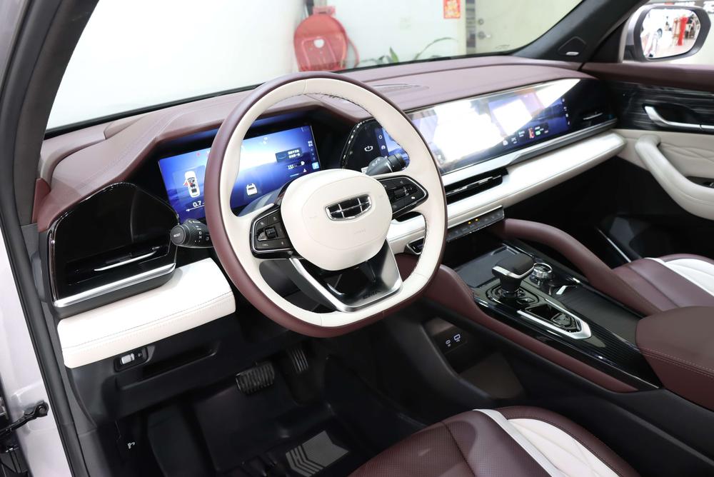 Geely Xingyue L
