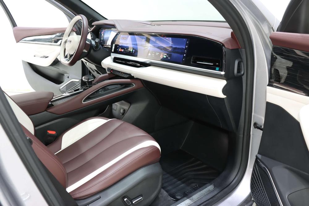 Geely Xingyue L
