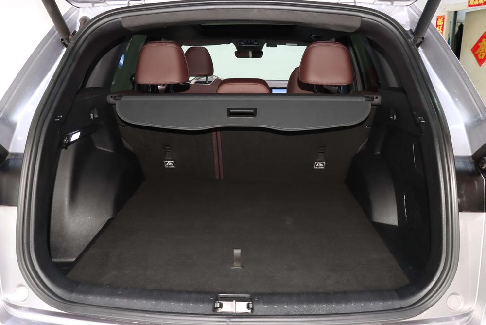 Geely Xingyue L