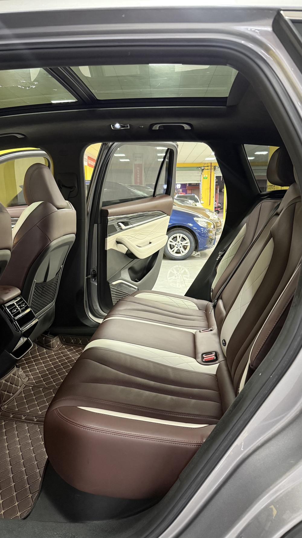 Geely Xingyue L