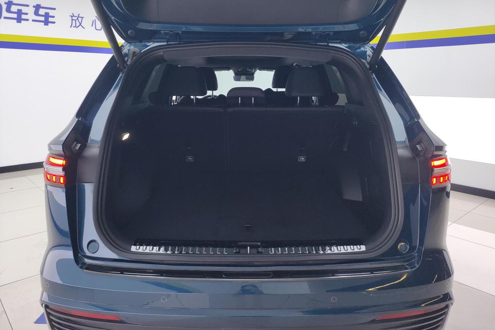 Geely Xingyue L