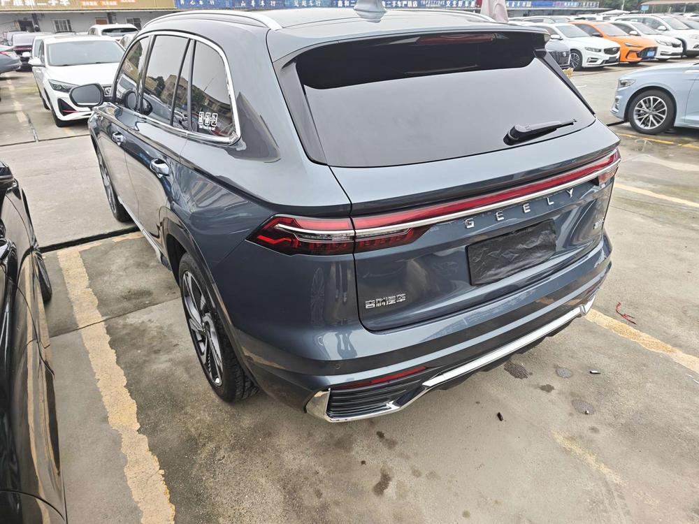 Geely Xingyue L