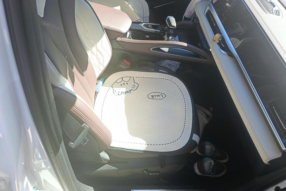 Geely Xingyue L