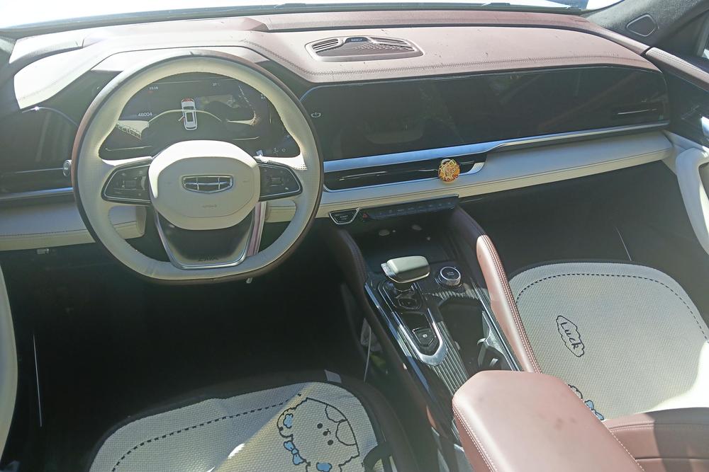 Geely Xingyue L