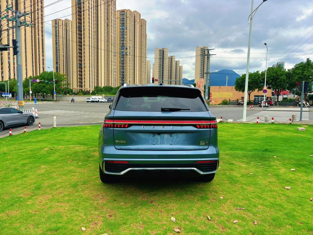 Geely Xingyue L