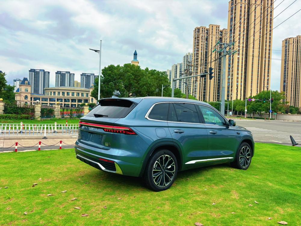 Geely Xingyue L