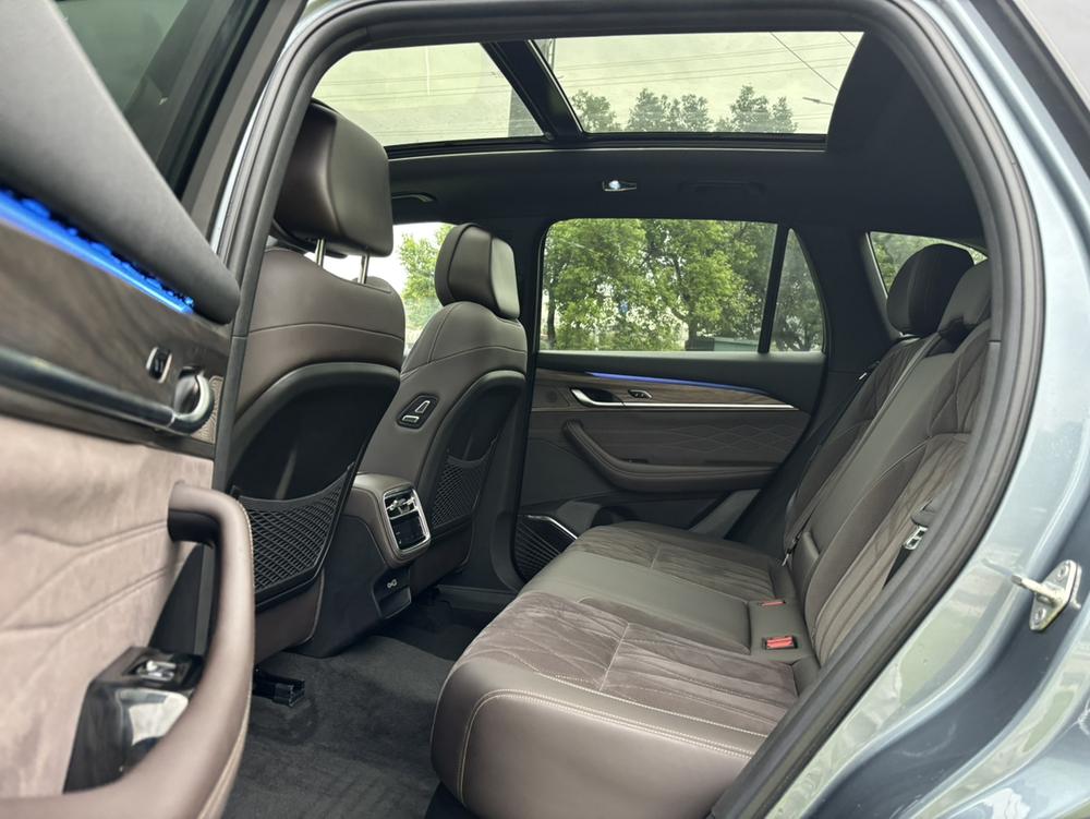 Geely Xingyue L