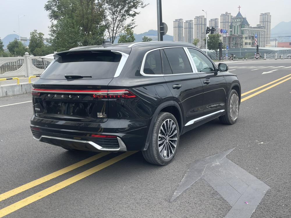 Geely Xingyue L