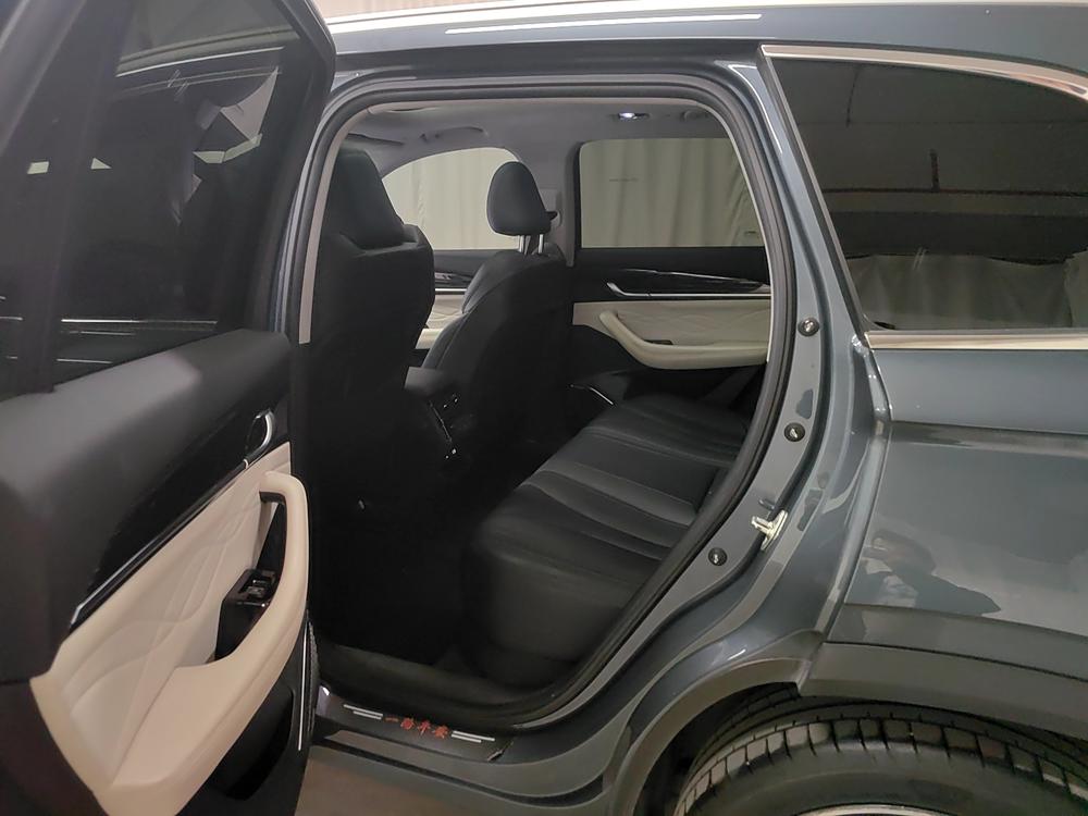 Geely Xingyue L