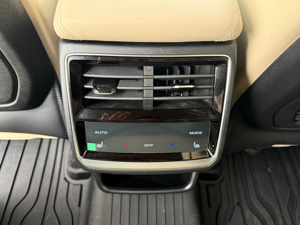 Geely Xingyue L