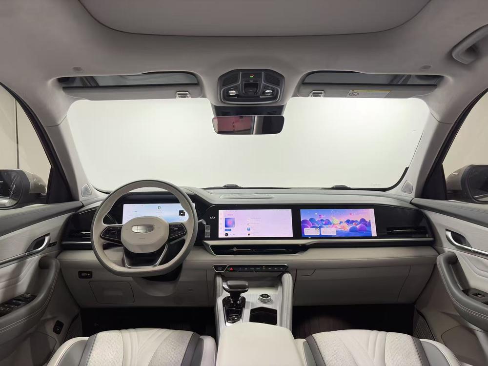Geely Xingyue L