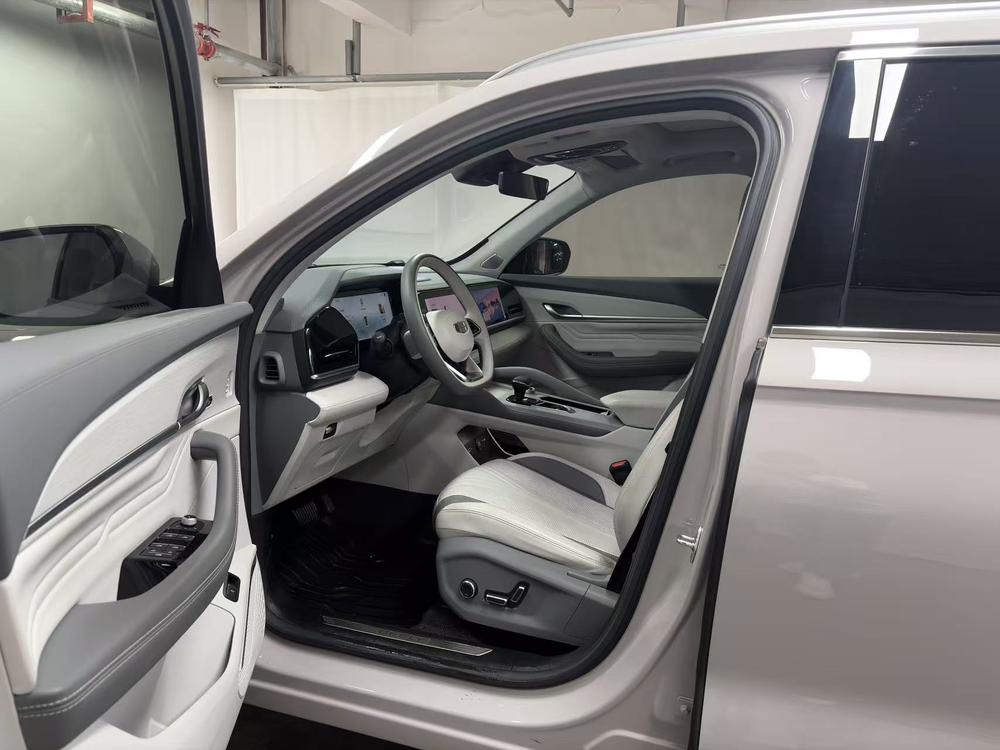 Geely Xingyue L