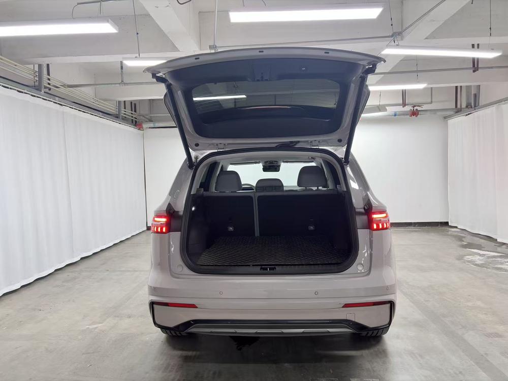 Geely Xingyue L