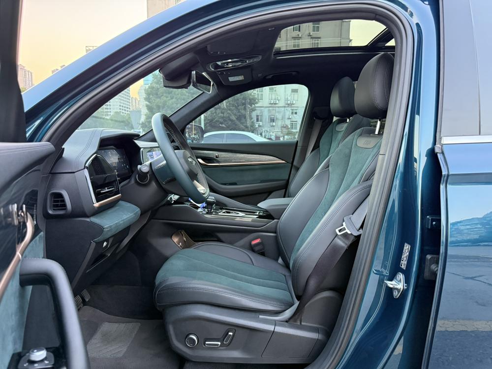 Geely Xingyue L