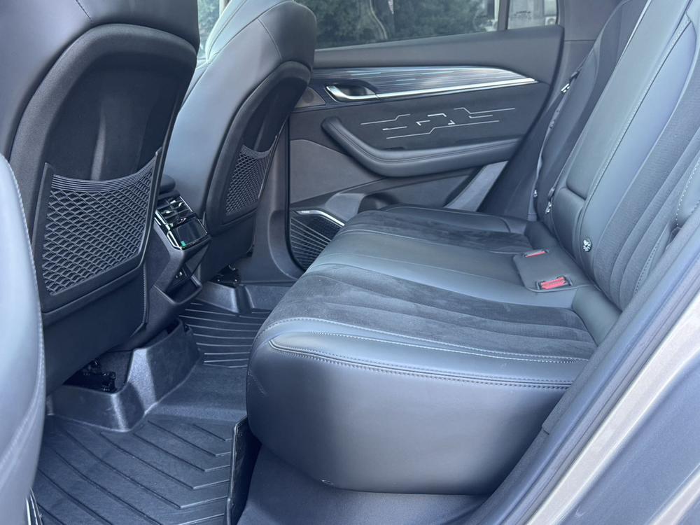Geely Xingyue L