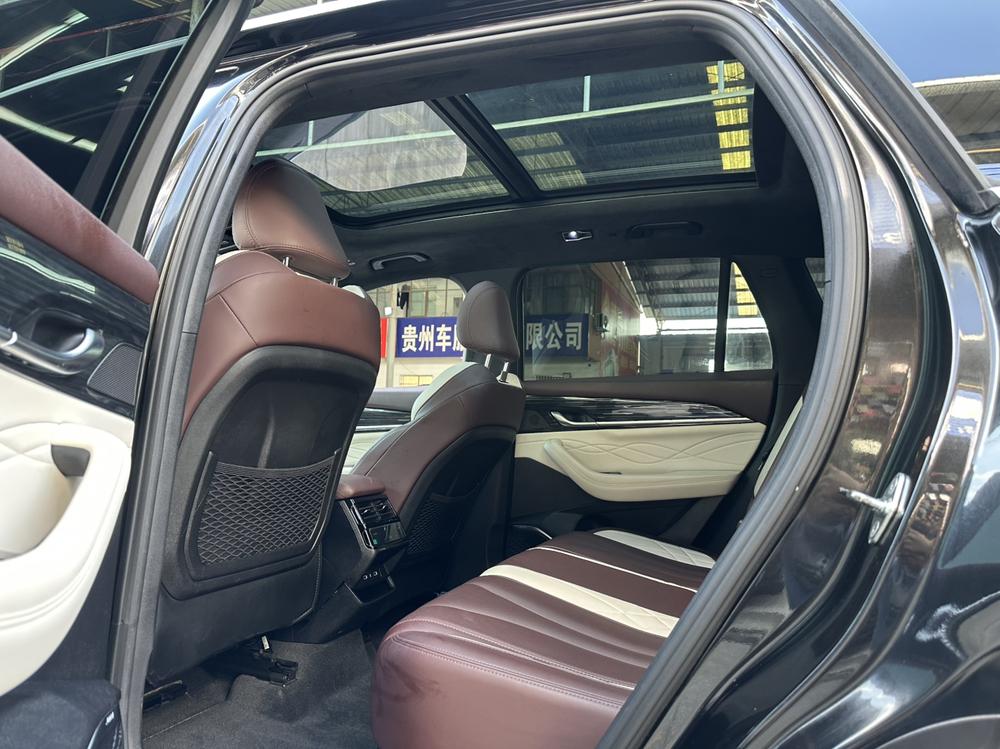 Geely Xingyue L
