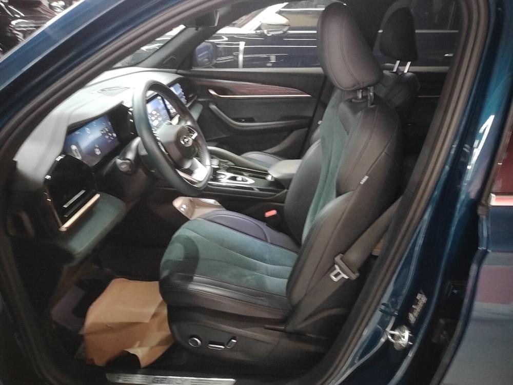 Geely Xingyue L