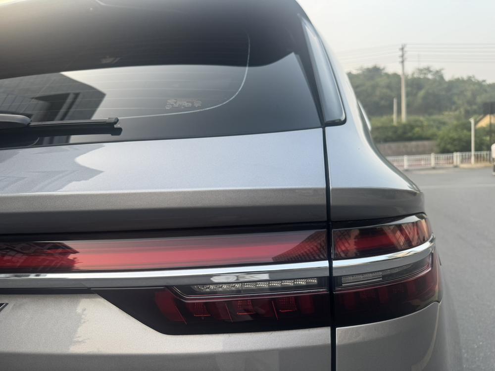 Geely Xingyue L