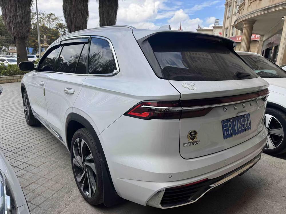 Geely Xingyue L