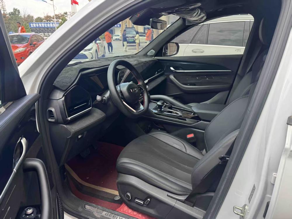 Geely Xingyue L