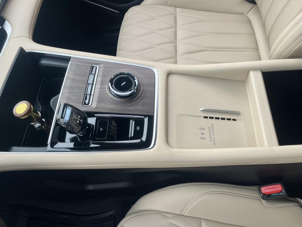 Geely Xingyue L