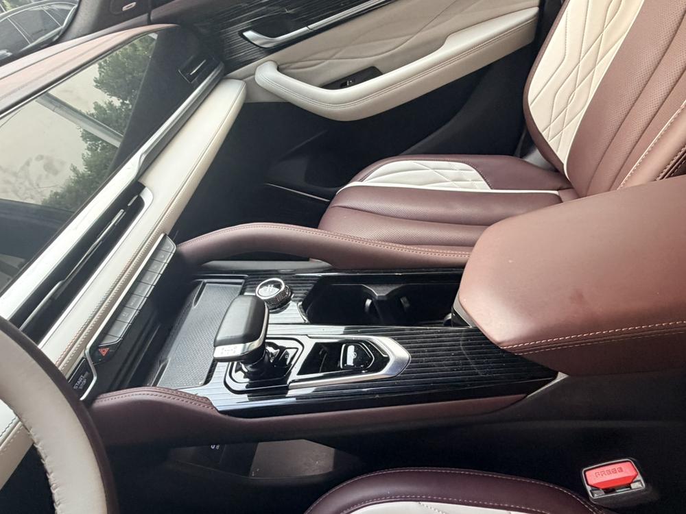 Geely Xingyue L