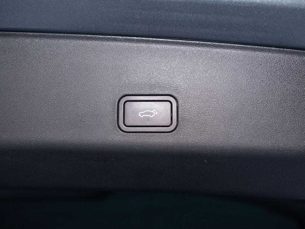 Geely Xingyue L