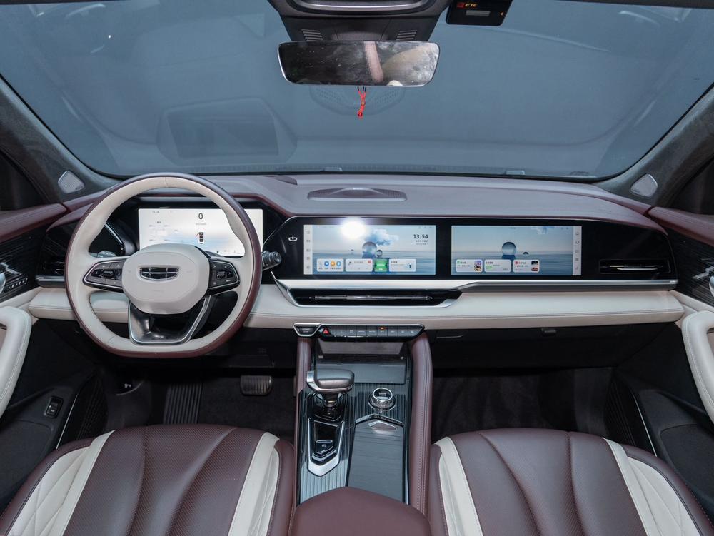 Geely Xingyue L