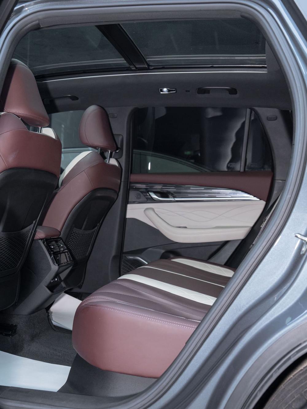 Geely Xingyue L