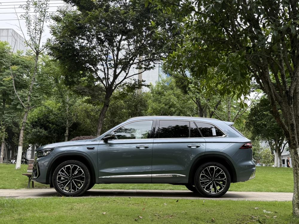 Geely Xingyue L