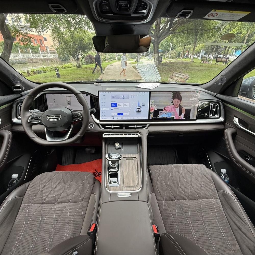Geely Xingyue L