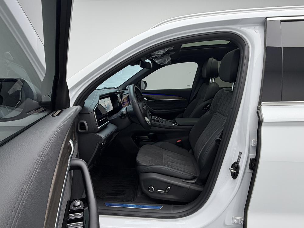 Geely Xingyue L