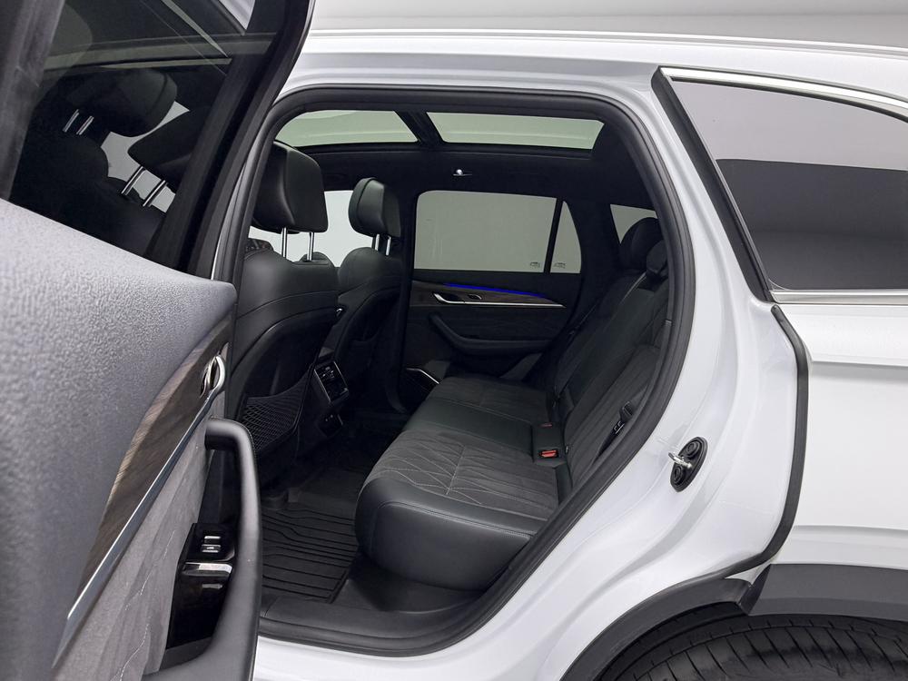Geely Xingyue L
