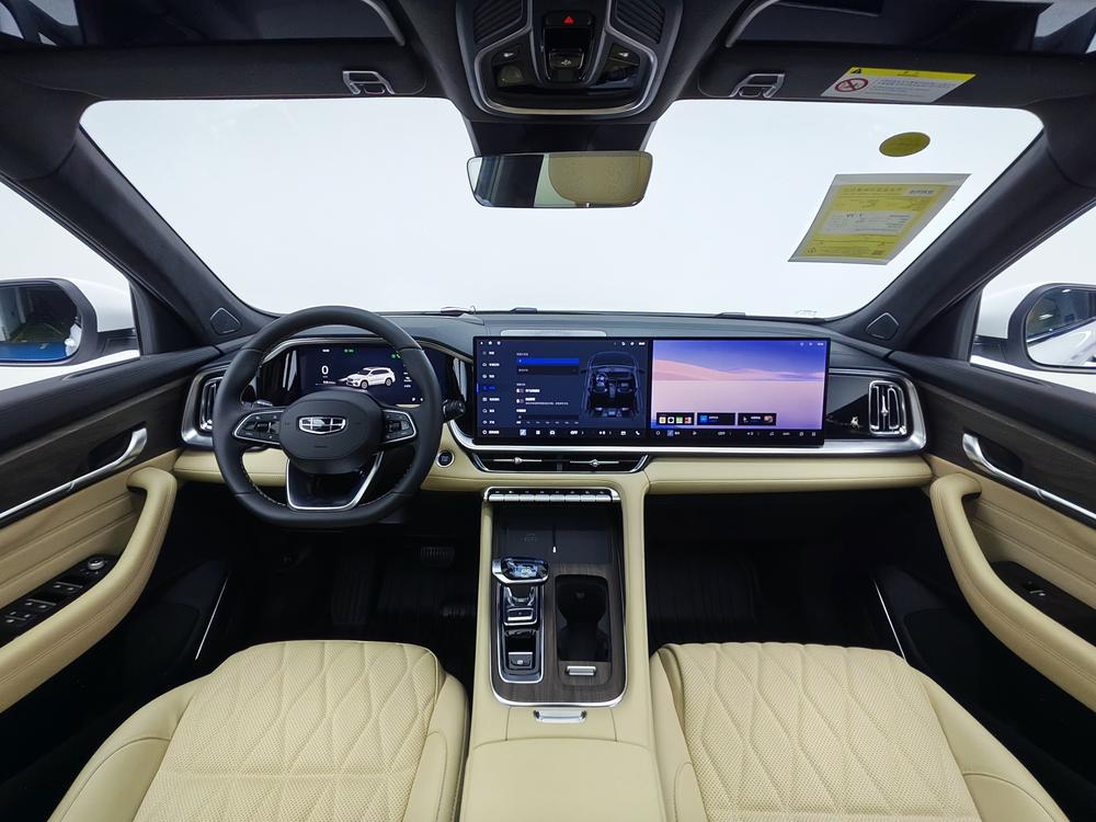 Geely Xingyue L