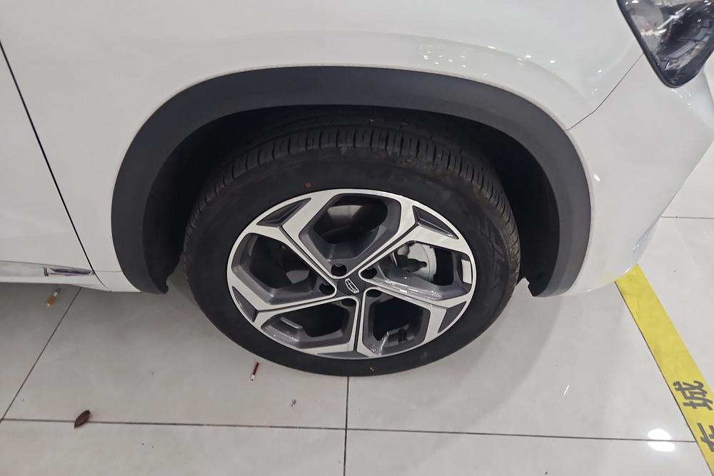 Geely Xingyue L