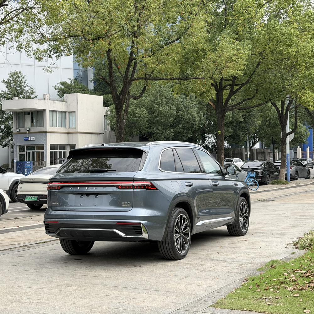 Geely Xingyue L