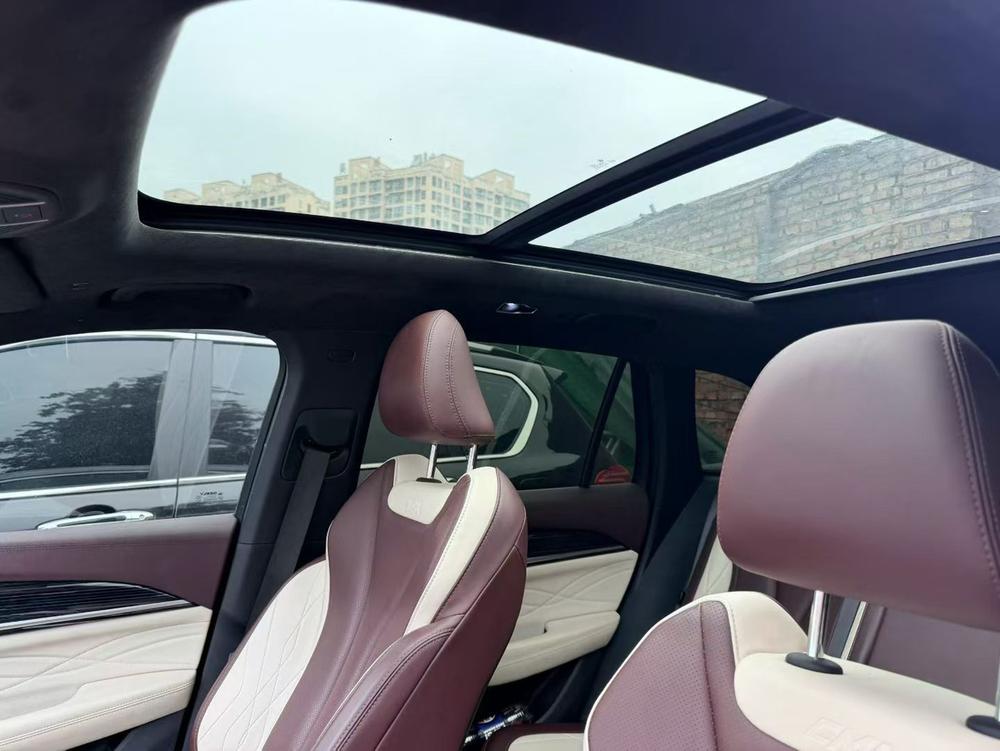 Geely Xingyue L