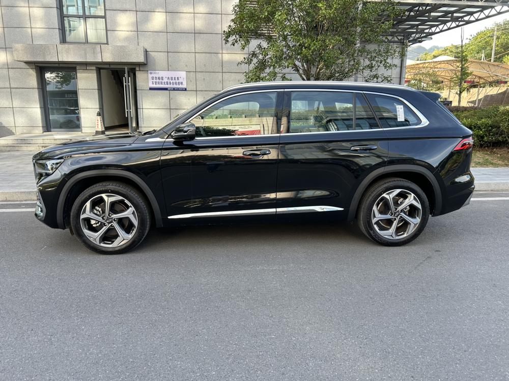 Geely Xingyue L