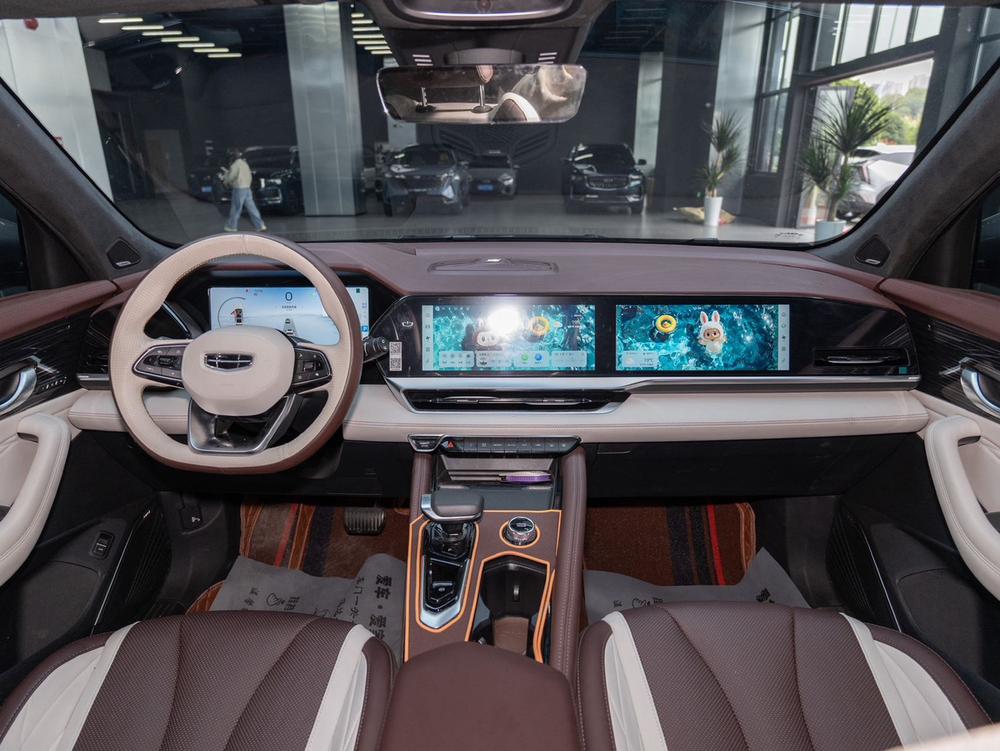 Geely Xingyue L