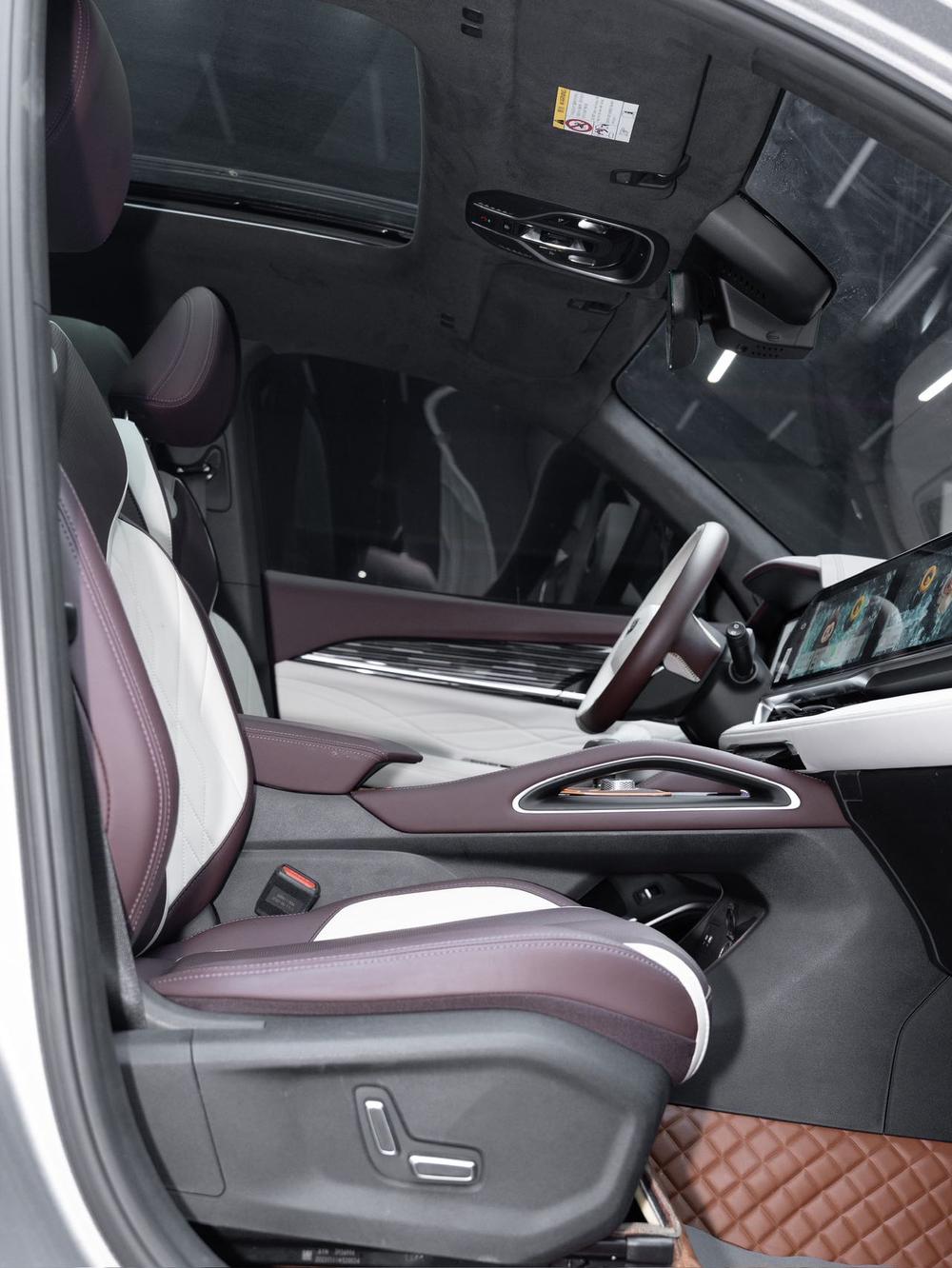 Geely Xingyue L
