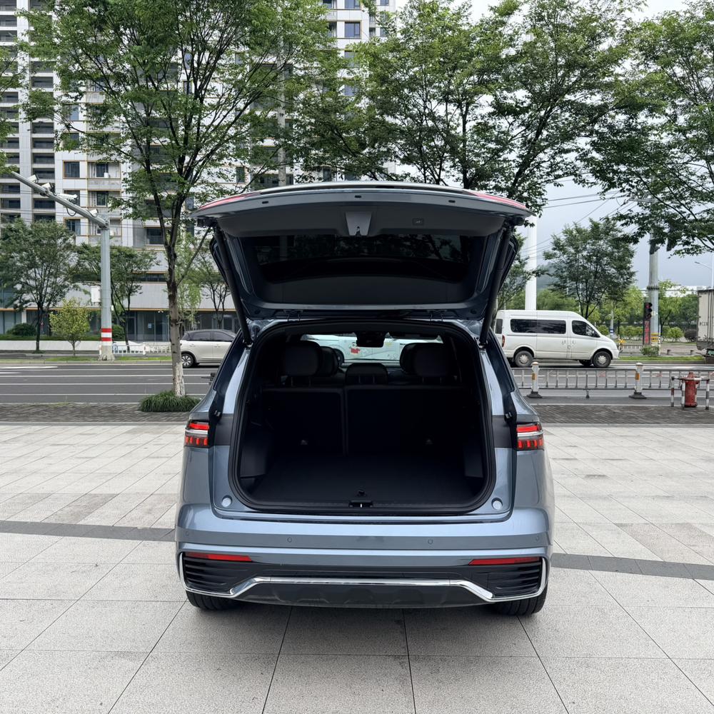 Geely Xingyue L