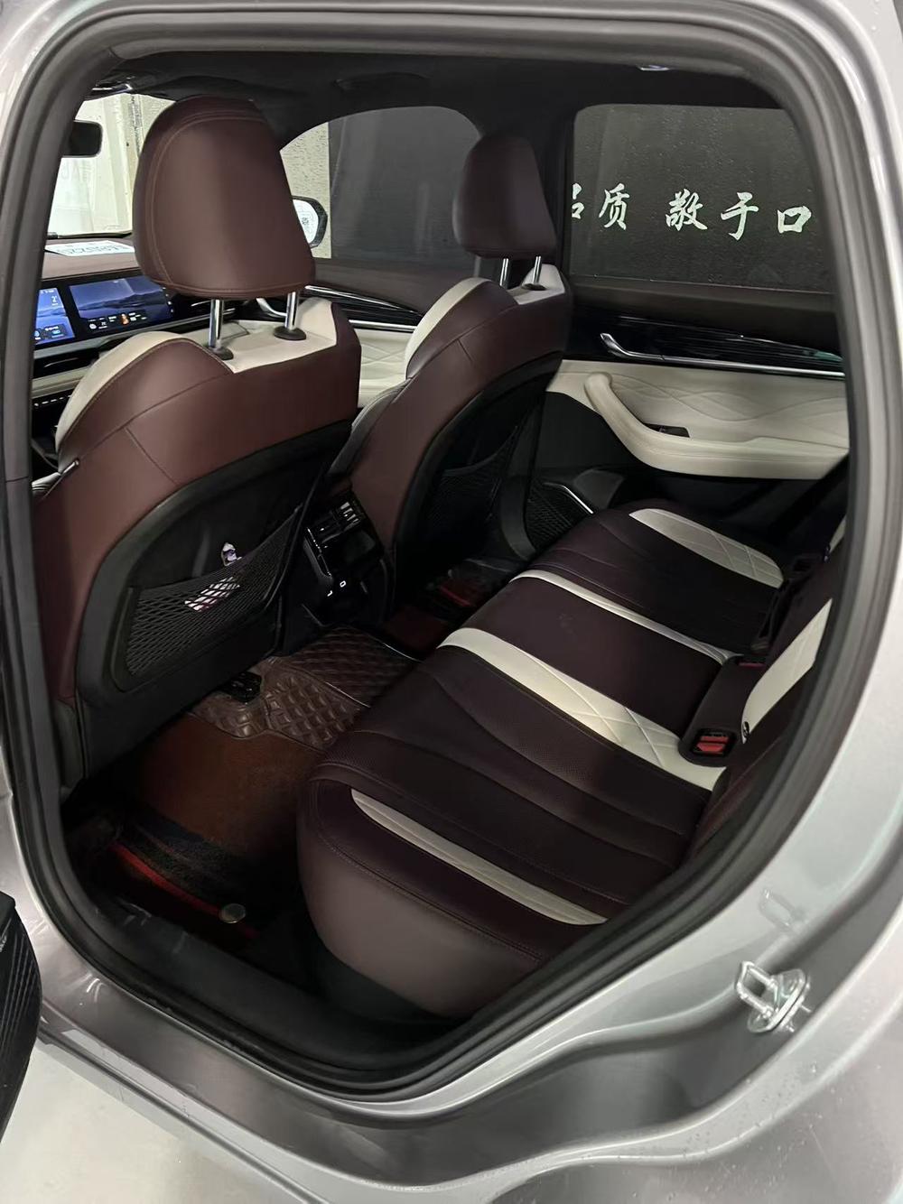 Geely Xingyue L