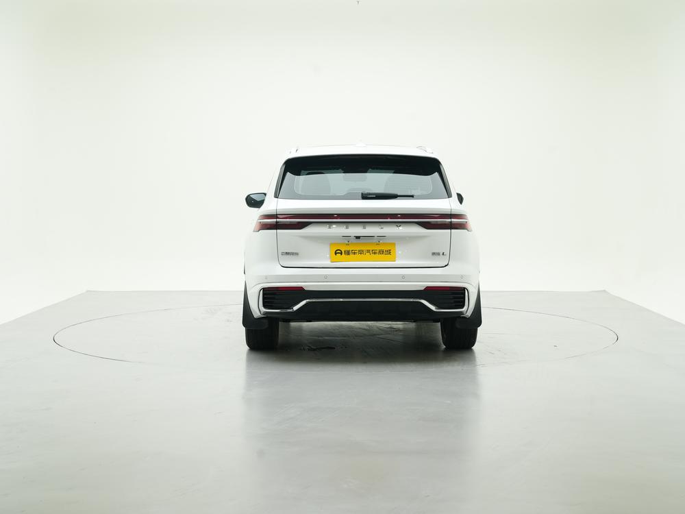 Geely Xingyue L