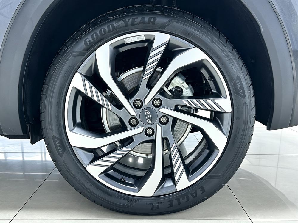 Geely Xingyue L
